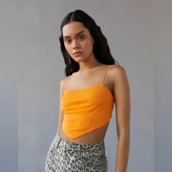 Urban Outfitters Triangle Crop Hanky Hem Top - Picture 3 of 4